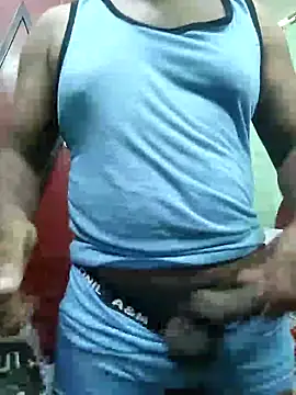 Snapshot of ShelfyOfferer chatting on September 28, 10:57 am ShelfyOfferer online show from September 28, 10:57 am