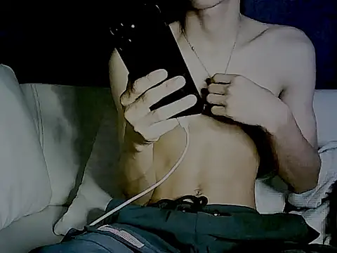 Snapshot of Key_198 chatting on December 26, 4:43 am Key 198 online show from December 26, 4:43 am