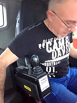 Crosss-23cm online show from November 14, 6:59 am