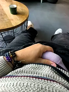 cricrimsBarcelona online show from December 3, 7:58 am