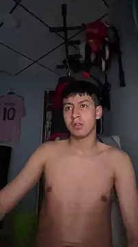 Stiven 017 online show from February 20, 4:53 am