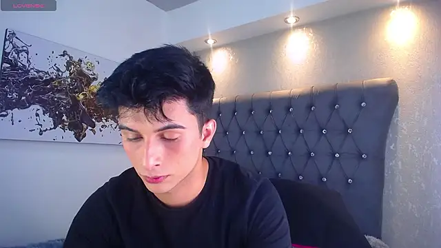 MrWilliseo online show from February 8, 8:24 pm