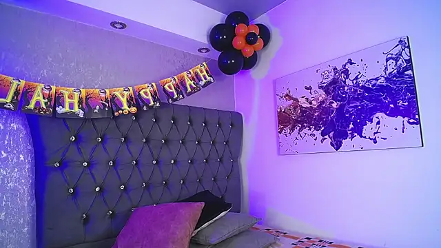 Snapshot of MrWilliseo chatting on October 14, 8:05 pm MrWilliseo online show from October 14, 8:05 pm