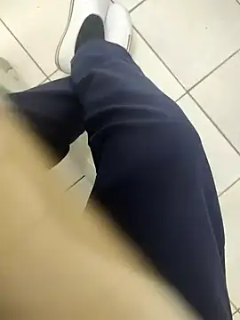 Snapshot of gatmoreno1 chatting on September 30, 6:22 pm gatmoreno1 online show from September 30, 6:22 pm