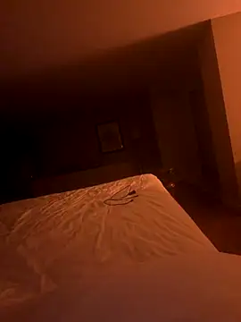 Youcunn online show from November 9, 6:39 am