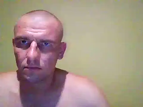 Regularfucker28 online show from August 4, 12:49 am