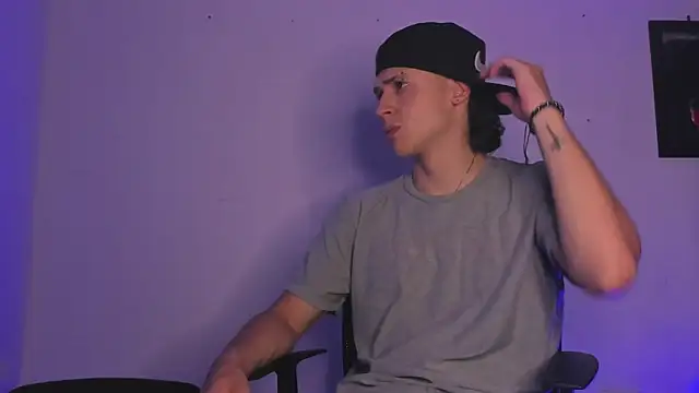 Dimitri higth420 online show from October 29, 1:08 am