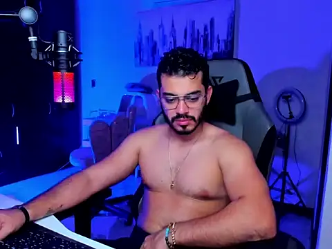 BrunoD31 online show from February 10, 3:22 am