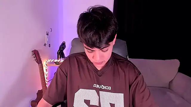 JaycoThomas online show from September 10, 2:10 am