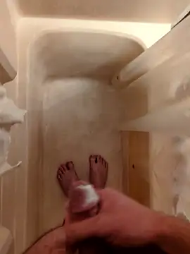 Cuminmyhands90 online show from January 12, 4:16 am