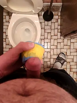Cuminmyhands90 online show from May 16, 5:49 am