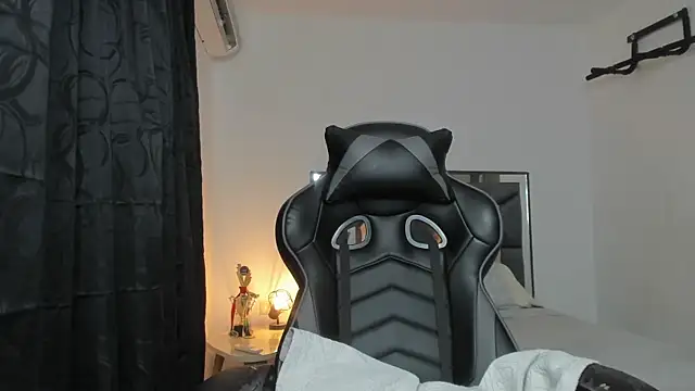 enzo sloran online show from November 27, 5:33 am