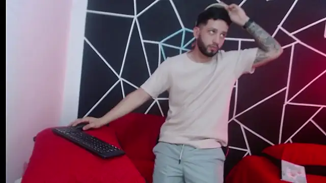 maxXximo777 online show from January 20, 5:06 pm