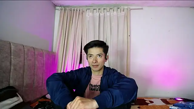 Yellowpokemon23 online show from February 26, 2:35 am