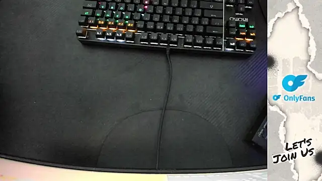 Calihotcaliente277 online show from September 16, 10:38 am