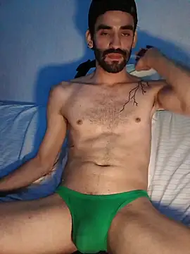 johngil0995 online show from December 2, 12:08 pm