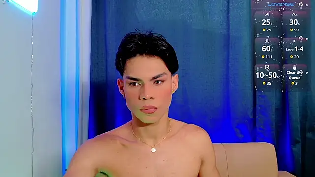 femboykeene online show from February 13, 10:26 pm