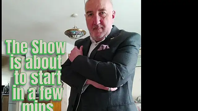 Adamdaddybear online show from March 3, 8:11 am