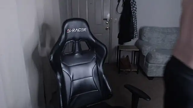 Snapshot of jtdaddy211997 chatting on March 12, 8:41 am jtdaddy211997 online show from March 12, 8:41 am