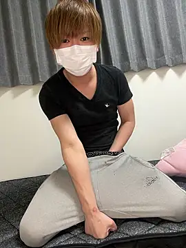 onimakura online show from March 12, 1:41 pm