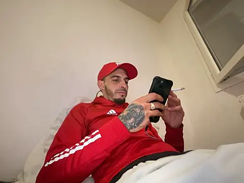 Rebeu313 online show from December 16, 4:58 pm