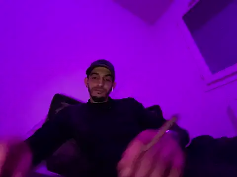 Rebeu313 online show from January 8, 10:15 pm