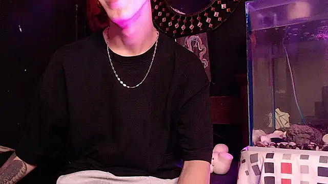 Godly huan online show from May 24, 7:25 am