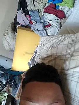 putoso031 online show from March 5, 4:24 pm