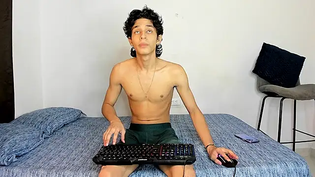 evanscollins online show from December 13, 8:26 pm