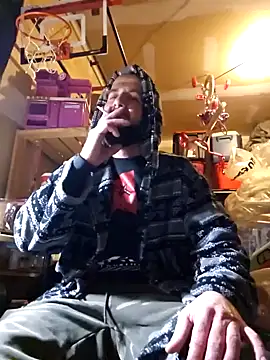 Beardedtattood online show from December 21, 4:09 am