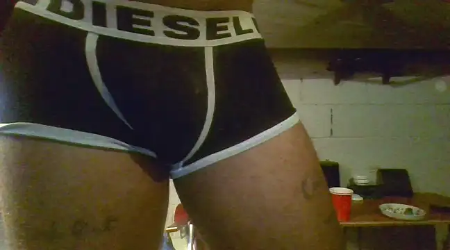 1phenom online show from December 27, 9:11 pm