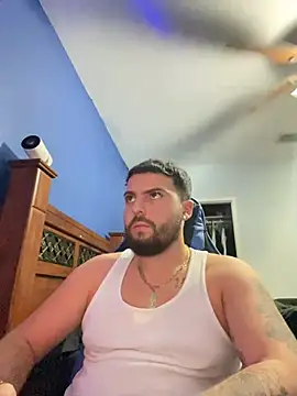 Snapshot of MasterKvn chatting on December 30, 5:58 am MasterKvn online show from December 30, 5:58 am