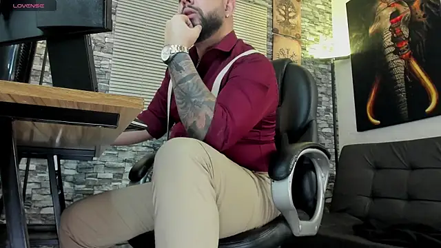 Ethan Castellano online show from July 25, 11:01 pm