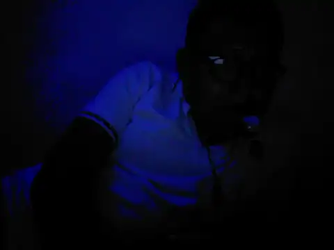 luilly fany online show from April 16, 7:41 am