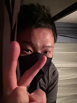 tuki fu online show from December 25, 1:30 pm