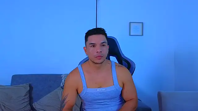 estebandelouis online show from July 12, 2:08 pm