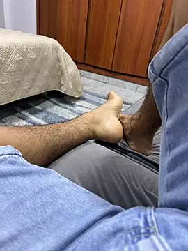 estebandelouis online show from February 27, 12:41 am