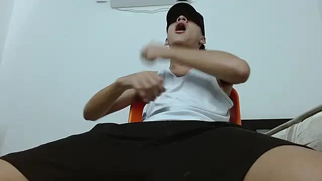 Macho Dom online show from March 8, 10:52 am