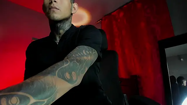 Travistanner 28 online show from March 13, 12:29 am