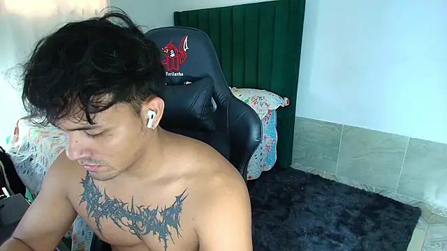 man dur07 online show from April 16, 9:39 pm