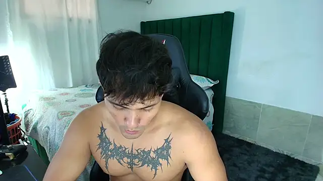 man dur07 online show from March 17, 9:39 pm