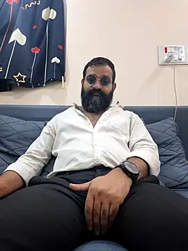 Fun Guuy online show from February 12, 3:34 am