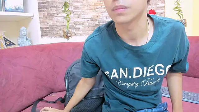 DamiBright online show from February 22, 7:10 pm