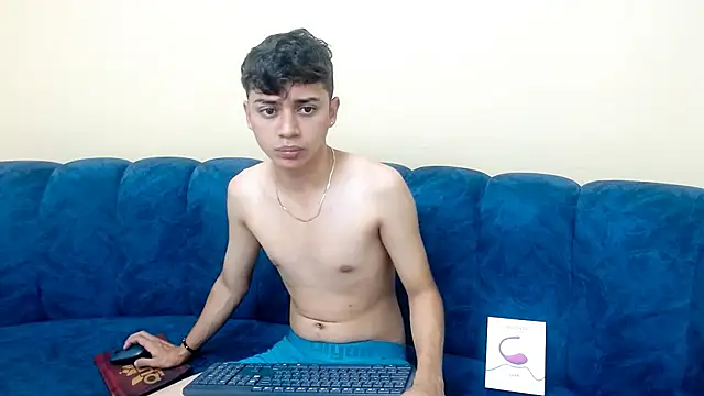 DamiBright online show from December 30, 7:11 pm