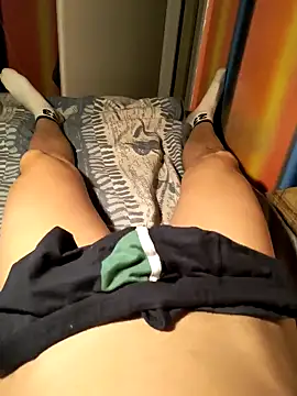 petibacsi96 online show from January 18, 7:48 pm