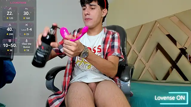 Dyla n18 online show from January 11, 8:45 pm