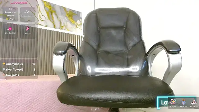 Dyla n18 online show from November 24, 12:00 am