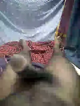 Snapshot of mallucallboy2104 chatting on January 2, 9:39 pm mallucallboy2104 online show from January 2, 9:39 pm