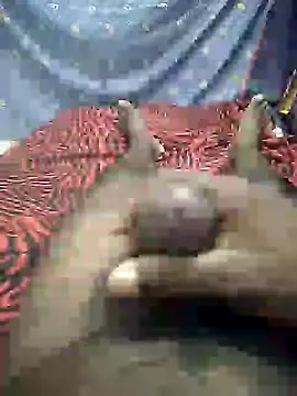 Snapshot of mallucallboy2104 chatting on January 24, 7:49 pm mallucallboy2104 online show from January 24, 7:49 pm