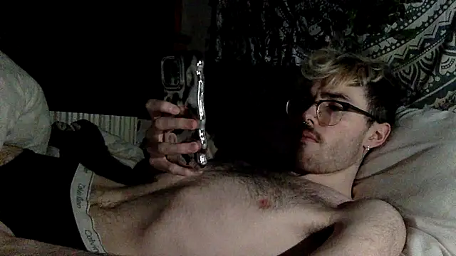 hairynhorny992 online show from March 19, 10:20 pm